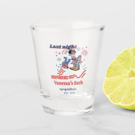 Copo De Shot Ontem à noite da independência 4º de ju Bacheloret