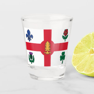Copo de shot patriótico com a bandeira de Montreal