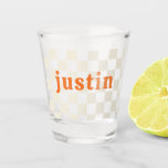 Copo De Shot Presente de aniversário personalizado com xadrez p<br><div class="desc">Comece uma celebração com um bom começo com seus próprios copos personalizados. Pegue um para todos os seus convidados como lembranças de festa, ou apenas como um presente para ele ou um presente para ela. Personalizados com seu nome, esses fazem um ótimo presente simbólico para um aniversário ou se você...</div>
