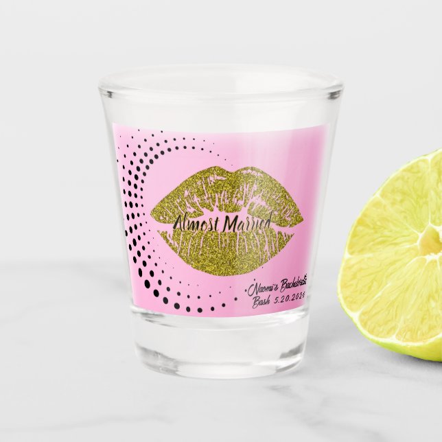 Copo De Shot "Quase Casada" Caça-Tesouro Hot Lips Despedida de  (Frente)