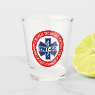 Copo De Shot Que responde de EMT-CC primeiro