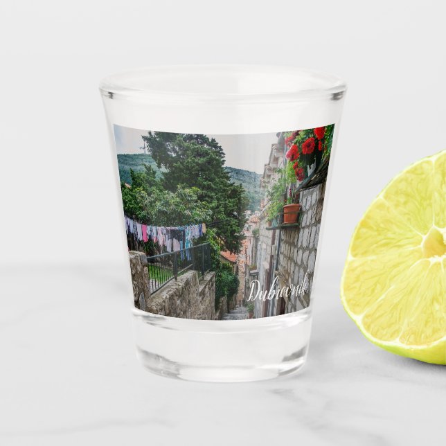 Copo De Shot Rua estreita de pedra em Dubrovnik (Frente)