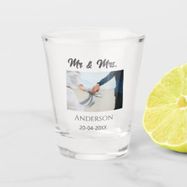 Copo De Shot Sr & Sra adicionar sobrenome data ano lembrancinha