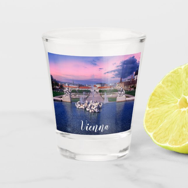 Copo De Shot Sunset over fountain em Viena (Frente)