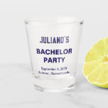 Copo De Shot Vidro de Shot Party de Texto Azul Escuro<br><div class="desc">Texto azul escuro em vidro fotografado para despedida de solteiro, uma cor para o futuro ou hosts associando azul com confiança e lealdade. Um design para grupos a serem ou hosts que também preferem texto simples sem elementos de fundo para melhorar a legibilidade. O uso de fontes de sans serif...</div>