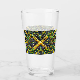 Copo de vidro com cores jamaicanas