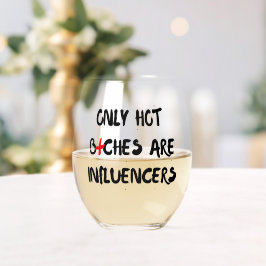 Copo de Vinho com Citação Divertida de Influenciad