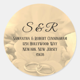 Cor de creme floral com etiqueta dos anéis