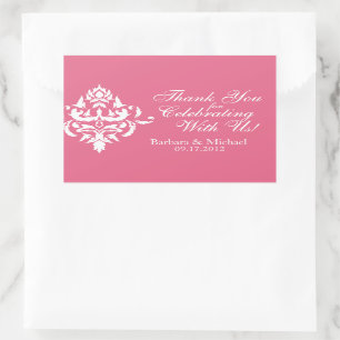 Cor-de-rosa com adesivos retangulares brancos com