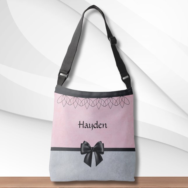 Cor de rosa doce e sofisticada e Bolsa mensageiro  (Sweet and Sophisticated Pink and Gray Messenger Bag)