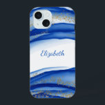 Cor do espiral de tinta branca Dourada azul person<br><div class="desc">Personalize/faça uma capa de telefone Galáxia com seu nome ou texto. O design é um geode espiral de tinta azul e branca com piscos dourados. Isso está disponível em todos os tamanhos atuais das capas de telefone do Samsung Galaxy.</div>