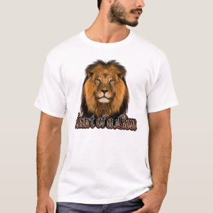 Coração de um t-shirt dos homens do leão