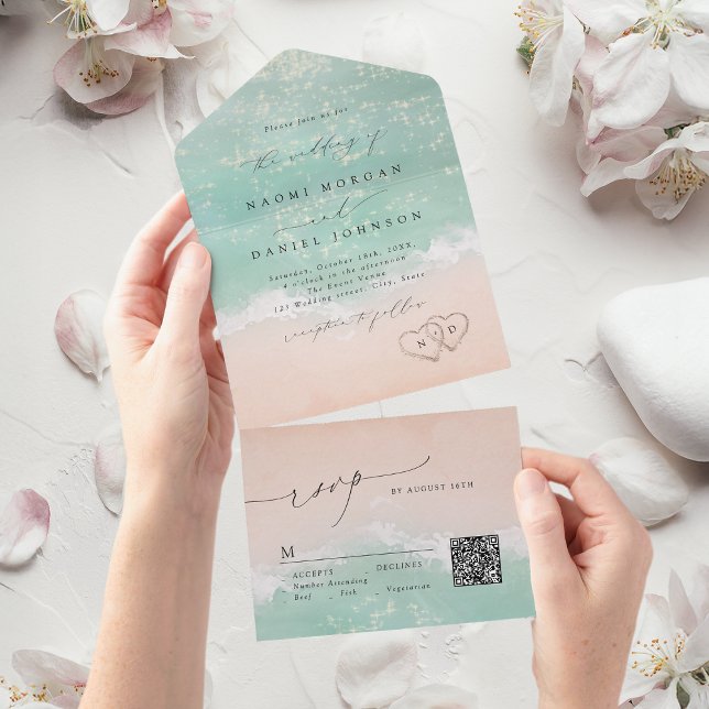 Corações com Letra Moderna na areia Casamento na p (Modern Script Hearts in the sand Beach wedding All In One Invitation)