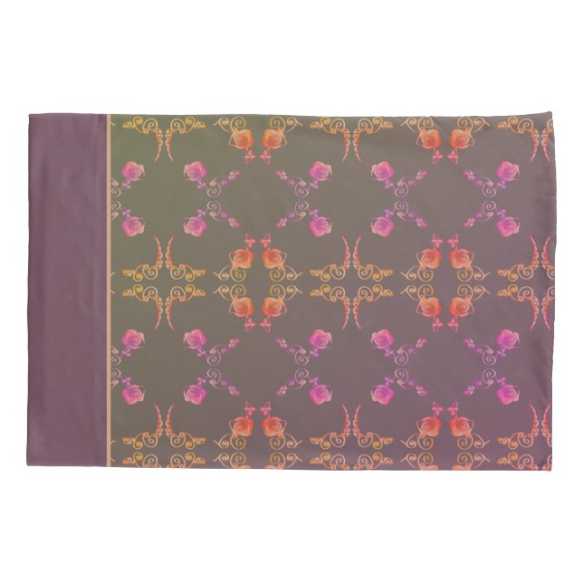 Corações de rosa no Plum Moss Pillowcase (Verso)