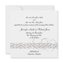 Corações Envolvidos no Convite para Casamento de P