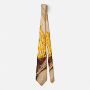 Corn Cobb Na Gravata Do Pescoço