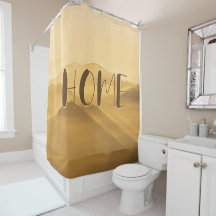 Camadas de ouro do nevoeiro da manhã asas do sol a