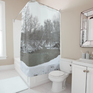 Cortina Para Box Creek no Woods Snowy Winter Scene Nature Photo