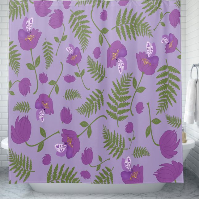 Cortina Para Box Flores Roxas e Samambaias Desenhadas à Mão (Light background curtain with purple flowers, green leaves, and butterflies. Simple & fresh.)