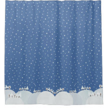 Floresta pacífica de inverno com neve e flocos de