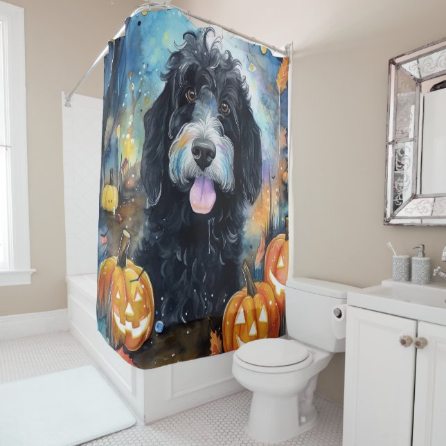 Cortina Para Box Halloween Bernedoodle Com Pumpkins Assustado (In Situ)