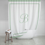 Cortina Para Box Letra Monograma do Script de Borda Verde Elegante<br><div class="desc">Adicione elegância clássica ao seu banheiro com esta cortina de chá monograma na moda. Esta sofisticada cortina de chá branco é enquadrada por um design de fronteira em camadas chic do hotel contemporâneo. Personalize a letra do monograma do script com o seu primeiro ou sobrenome inicial. Esquema de cor verde-claro...</div>