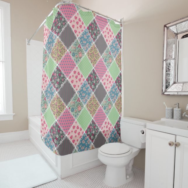 Cortina Para Box Pastel Floral Quilt Squares (In Situ)