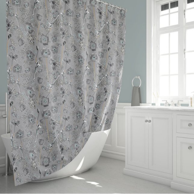 Cortina Para Box Poppies Watercolor (Poppies Gray Light Blue Watercolor Floral Pattern Shower Curtain from Studio Posies.)