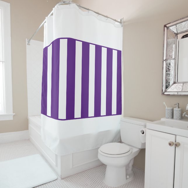 Cortina Para Box Roxo Real e branco. (In Situ)