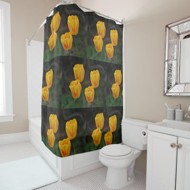 Cortina Para Chuveiro Tulipas amarelas e vermelhas (In Situ)