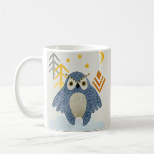 Coruja-azul na caneca de café da floresta