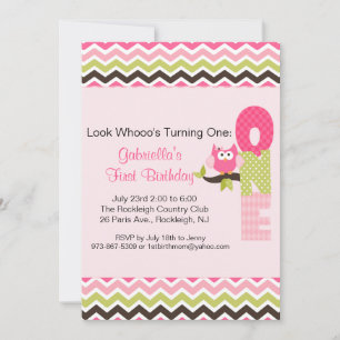 Coruja em Ramificação Transformando um Convite d