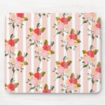 Costume cor-de-rosa Mousepad das riscas das<br><div class="desc">Adicione um toque feminino a sua mesa com este mousepad floral. Este mousepad customizável caracteriza peônias da aguarela com teste padrão cor-de-rosa das riscas.</div>