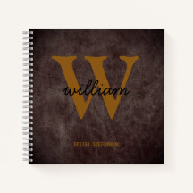 Couro burgundy com nome em letra cursiva preta e m