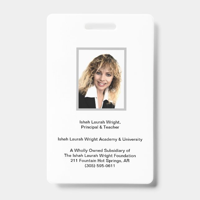 Crachá Academia e Universidade Ishah Laurah Wright (Frente)