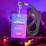 Crachá Acesso a VIP neon brilho Convite de 16 anos doce<br><div class="desc">Néon de tendência brilha no escuro azul-claro,  névoa vibrante e colorido Doce,  16 festas em convite com o crachá de acesso de passagem VIP.</div>