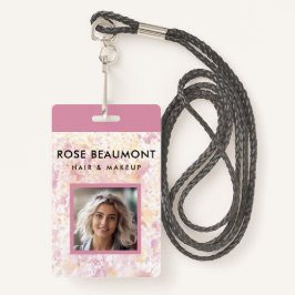 Crachá Amarelo Cor de Água Rosa Moderno