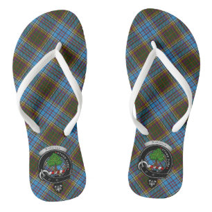 Crachá Anderson e Chinelos Tartan