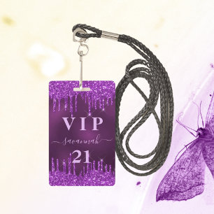 Crachá Aniversário glitter púrpura goteja convite vip