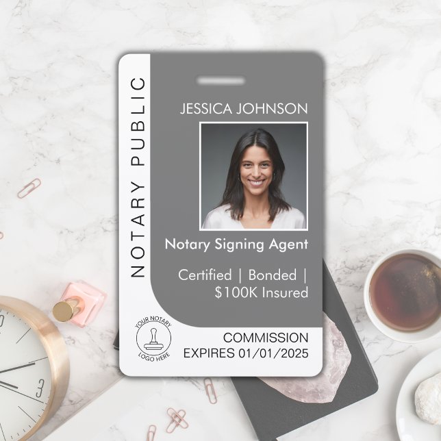 Crachá Cinza Moderna e ID de Foto Personalizada Branca (Criador carregado)