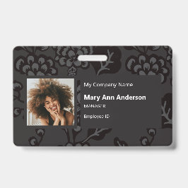 Crachá Cinzas e Padrão Floral Negro Vibrante e Negrito