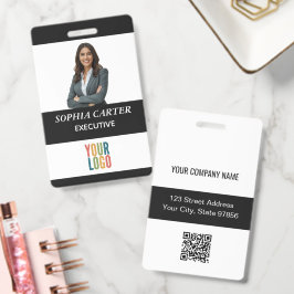 Crachá Código QR do logotipo da empresa de fotos personal