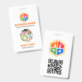 Crachá Código QR do Serviço de Limpeza Doméstica com Logo
