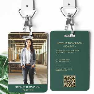Crachá Código QR Ousado Profissional de Imóveis Chic Corr