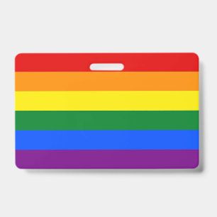 Crachá conhecido com a bandeira do orgulho de LGB