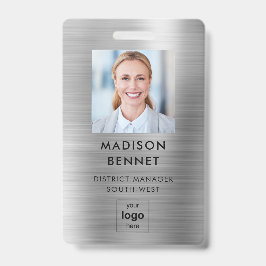 Crachá Corporativo Metálico Prateado Moderno Falso