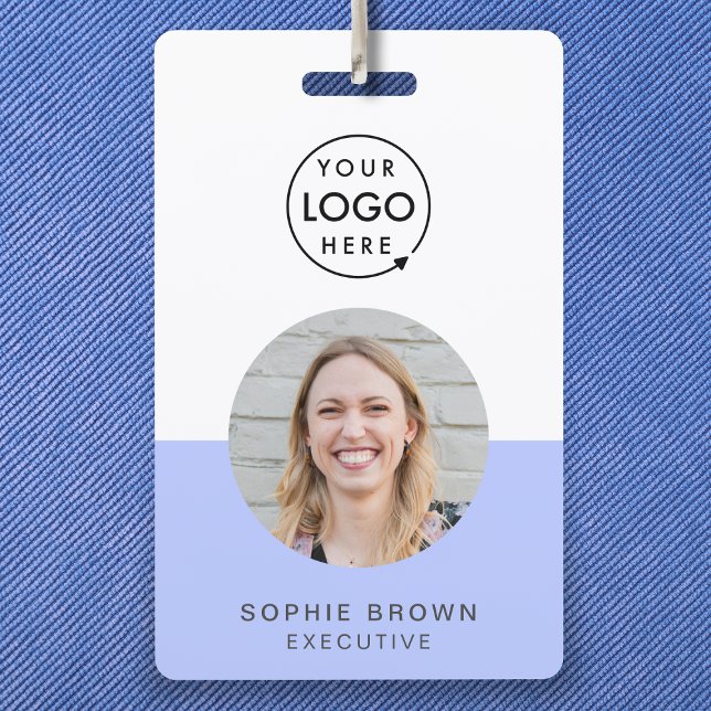 Crachá | Crachá de ID de Funcionário com Código QR (Create a custom photo ID badge with logo, title, and QR code for a polished team look)