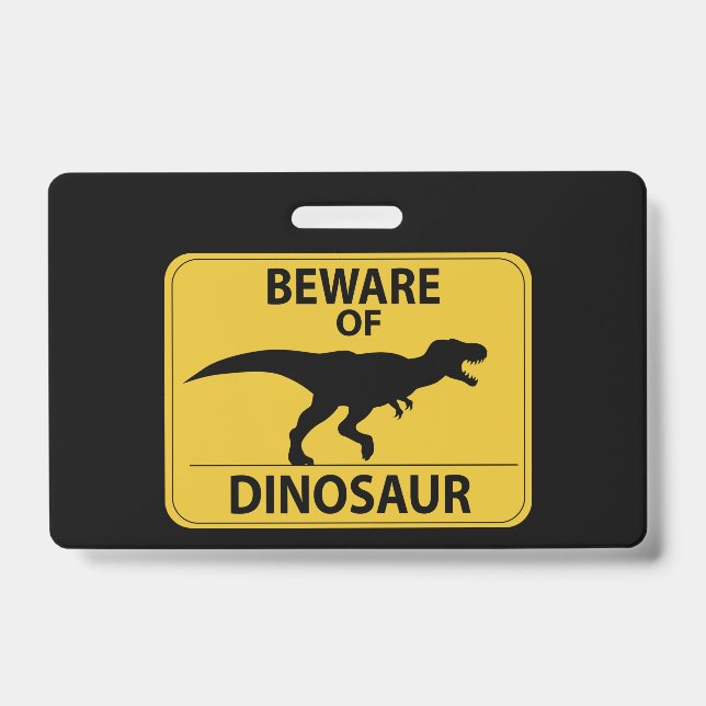 Crachá Cuidado com o Dinossauro (Frente)