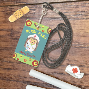 Crachá Cute passe de enfermeira ouriço