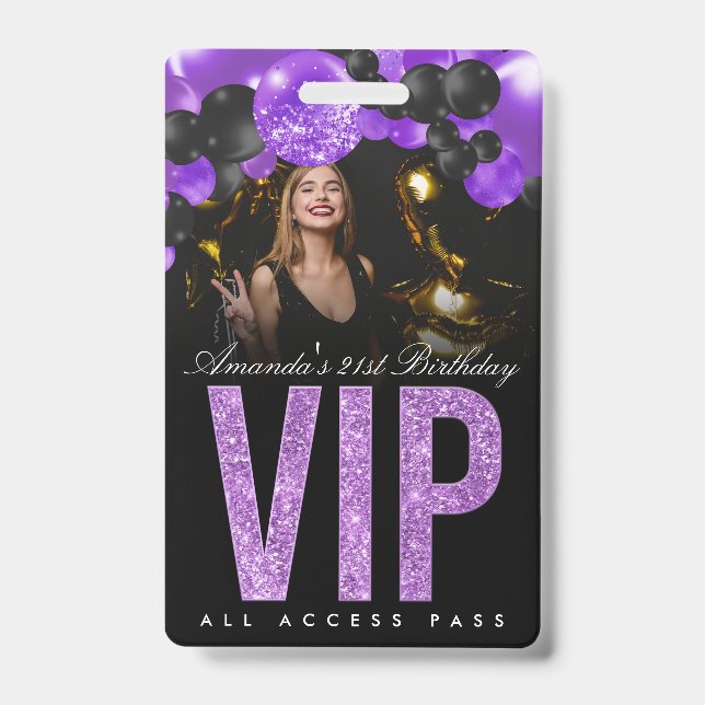 Crachá de Acesso Total VIP Personalizável Preto e  (Frente)